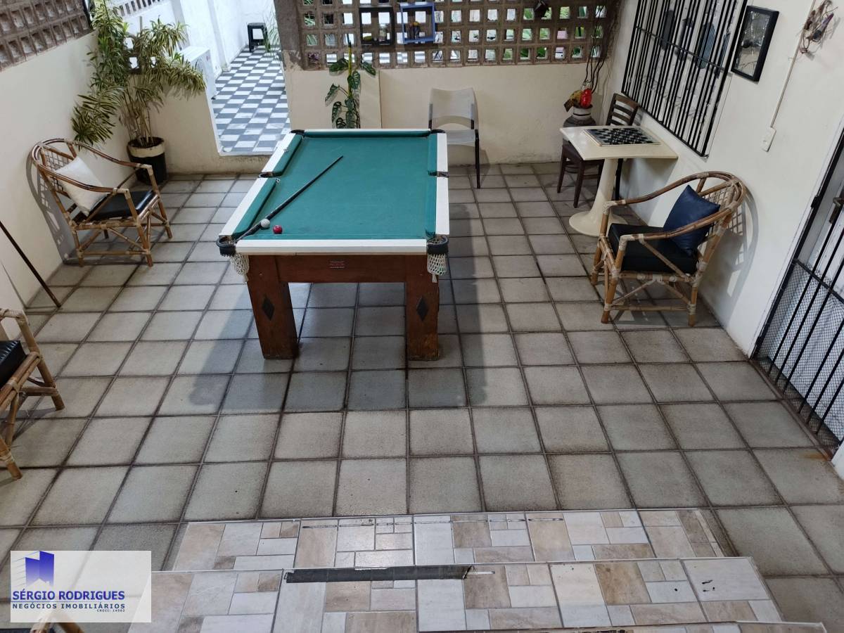 Alugo Casa com 3 Quartos em Prazeres - 1º Andar - 1 Vaga de Garagem - Sérgio Rodrigues Corretor de Imóveis