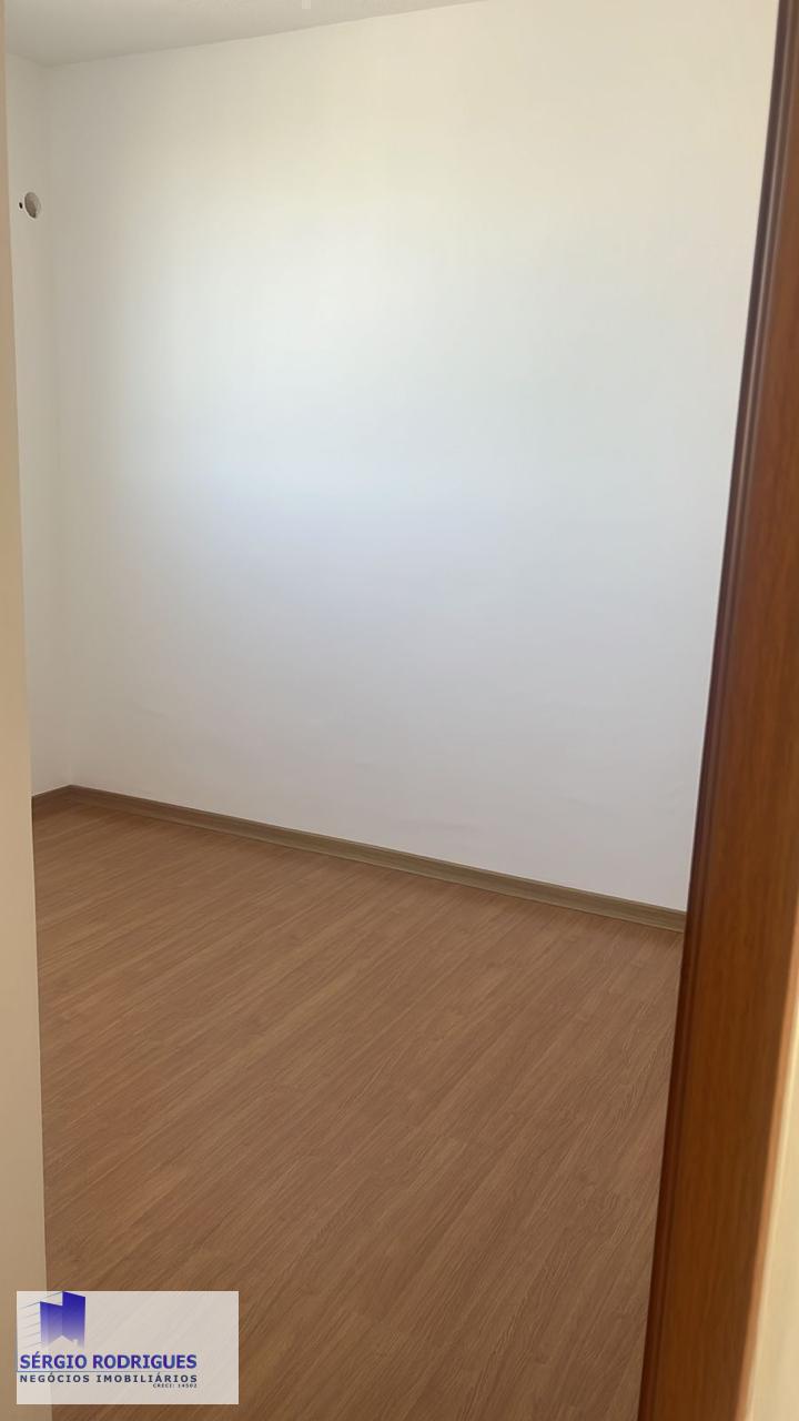 Vendo Apartamento em Candeias, 2 Quartos, Condomínio Recanto do Sol,  com Piscina e Churrasqueira - Sérgio Rodrigues Corretor de Imóveis