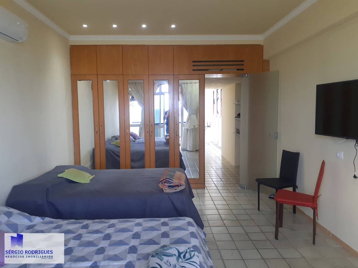 Vendo Apartamento Flat a Beira Mar de Piedade, 1 Quarto, Mobiliado, No Golden Beach com Piscina - Sérgio Rodrigues Corretor de Imóveis