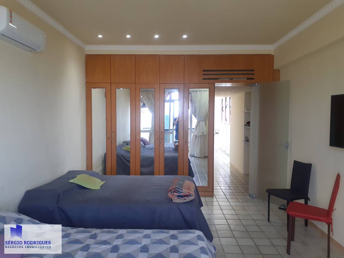 Vendo Apartamento Flat a Beira Mar de Piedade, 1 Quarto, Mobiliado, No Golden Beach com Piscina - Sérgio Rodrigues Corretor de Imóveis
