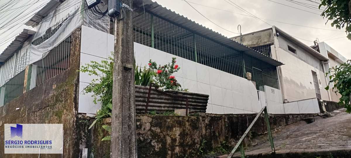 Vendo Casa com 2 Quartos no Ibura - UR1 - Oportunidade Única - Sérgio Rodrigues Corretor de Imóveis